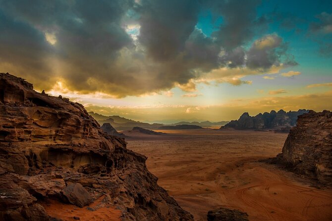 2-Day Private Tour Petra, Wadi Rum and the Dead Sea from Amman - Comfort and timing: what the A/C, Wi-Fi, and pickup change