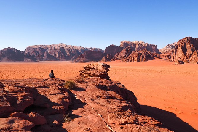 2 Hour Jeep Tour - Wadi Rum Desert & Canyon - Jebel Khazali Canyon, petroglyphs and layered inscriptions in one narrow stretch
