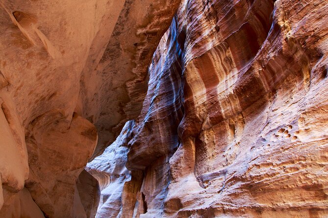 3-DayJordan Short Break Private Tour - Petra Day 2: Al Khazna, the Siq, and a realistic time window
