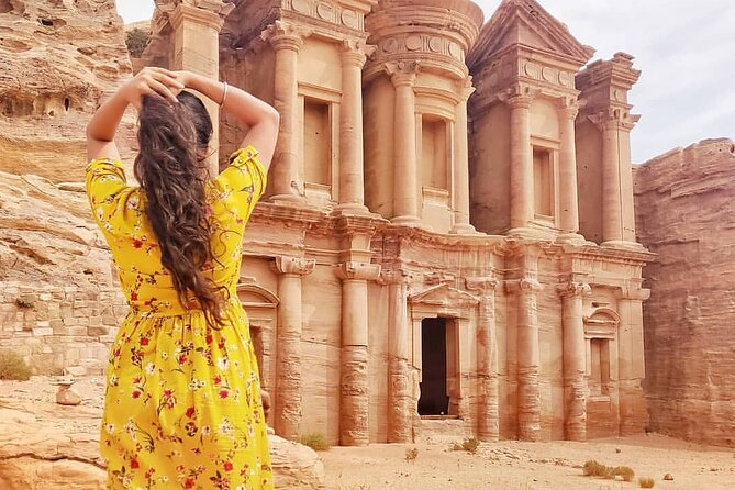 3 Days Petra Wadi Rum and Dead Sea Private Guided Tour - Petra: Siq to the Treasury, with room to breathe