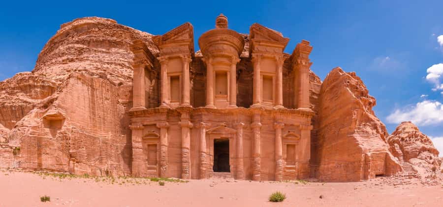 3-days private tour of Petra, Wadi Rum & Dead Sea from Amman - Local Guide Not Included: When You Might Want to Add One