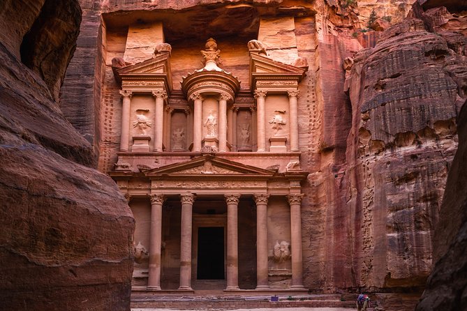 3-Night Jordan Private Tour: Petra, Wadi Rum, and the Dead Sea - Petra overnight and the classic guided walk through the Siq and Treasury