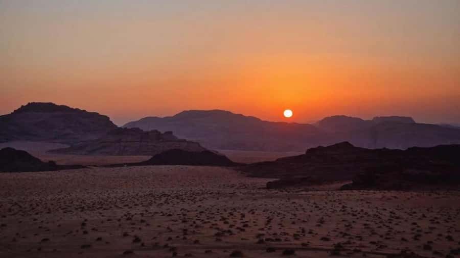 4Hour Jeep Tour (Morning or Sunset) Wadi Rum Desert Highligh - Meeting in Wadi Rum Village, then heading out to the desert