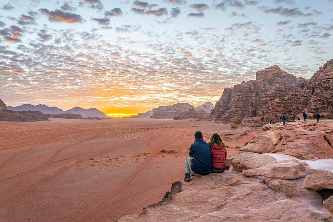 5-Day Jordan Tour in Petra, Wadi Rum, and the Dead Sea - First impressions: landing, getting to Petra, and settling in