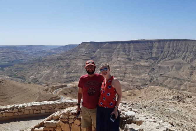 5 Days Classic Jordan Tour - Aqaba stops: forts, a royal house, and duty-free time