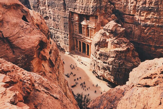 7-Day Super Luxury Guided Tour By Mercedes S-Class - Day 5, Petra time with chauffeured convenience