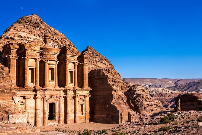 8-Night Best of Jordan Including 1 Night Wadi Rum,Aqaba & DeadSea - Petra with a local guide: Siq to Treasury, then your second act