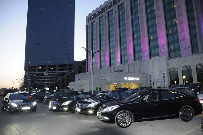 Airport pickup or drop off transfer from or to Amman city - The drive itself: direct routes, fewer detours, and real local guidance