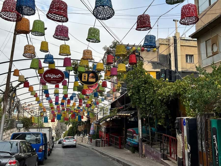 Amman City Tour From Amman - Habibah Sweets: a quick taste of Jordan you can plan around