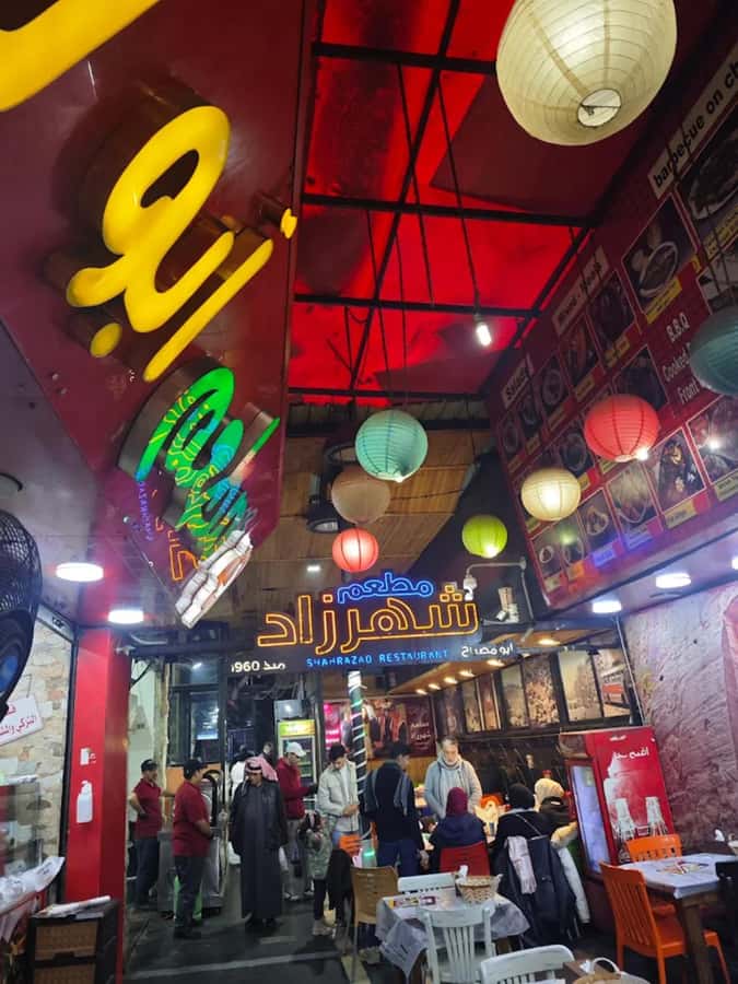 Amman: Hidden Gems & Underground Local Neighborhoods Tour - Who should book this tour, and who should think twice