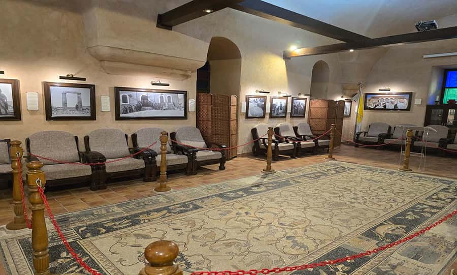 Amman: Madaba City, Mount Nebo & Dead Sea Private Day Tour - The Madaba mosaic city stop: Saint George Orthodox Church and the map