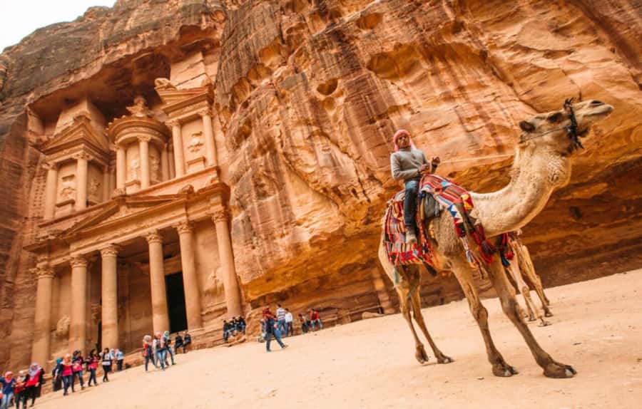 Amman: Petra by Night Tour with Optional Day Visit - Optional day visit: how to structure your daytime Petra stops