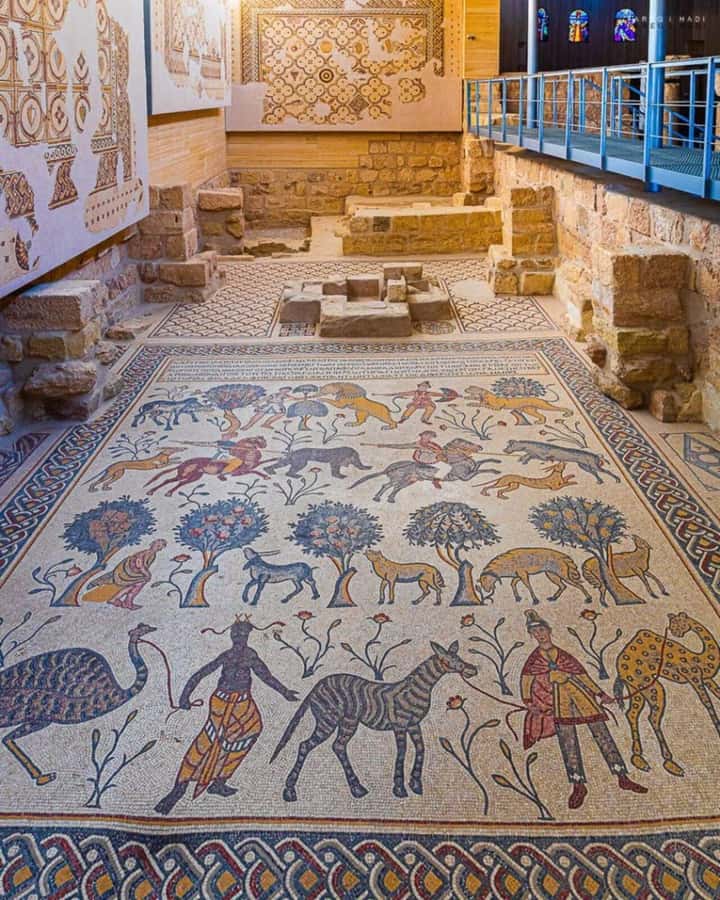 Amman: Private Half-Day Tour to Madaba & Mount Nebo - Mount Nebo in one hour: Moses, the Franciscan monastery, and far-reaching views