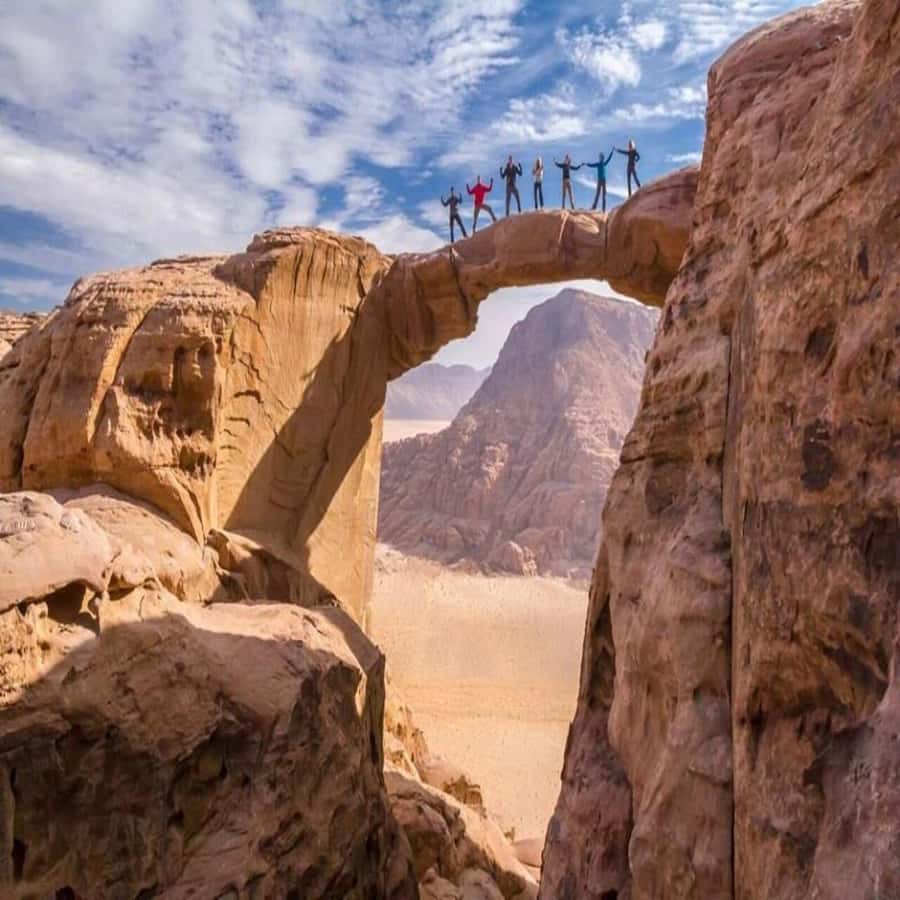 Amman Private Tour Petra Wadi Rum And Dead Sea 2day Bubble - The 2-Hour Jeep Tour in Wadi Rum: Red Sands, Big Views, and Timing
