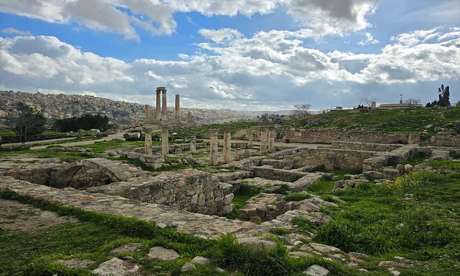 Amman Sightseeing Private Tour with Additional Options - Entering Amman’s story with a private guide
