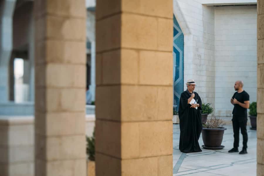 Amman Walking Tour: Hidden Gems, Culture & Street Food - Abdali Mall, Gate 1: the start that keeps your day stress-free