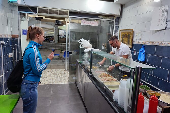Aqaba Walking Tour : History ,Culture & Food - From the sea to the fish market: snack logic and what it teaches