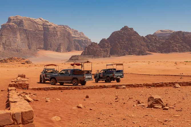Best of Wadi Rum | Full day Jeep tour + Sleep under the stars | Pack all-in - Sunset in the Desert, Then Sleep Under the Stars