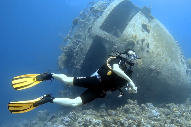 Boat Dive 2 Guided Dives with Lunch Included wreck dive&reef dive - The on-board lunch setup: why it’s more than food