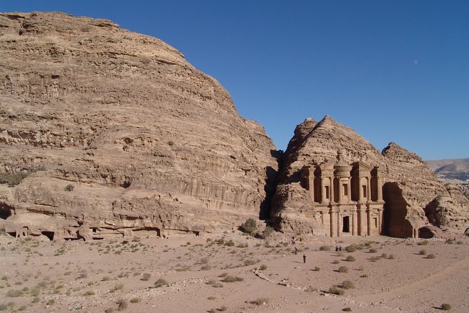 Classic 6 Days Jordan Tour without Hotels - Jerash Ruins and Amman’s Citadel, Roman bones and modern life