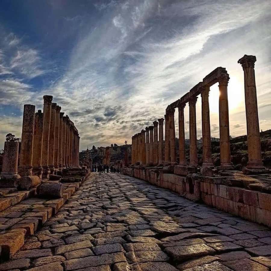 Day Tour Jerash - Ajloun and Um Qais From Amman - Do you need a local guide at Jerash, Ajloun, and Umm Qais?