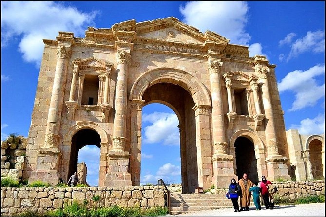 Day tour to Jerash and Ajloun Castle - Timing, pace, and what to wear for this kind of day