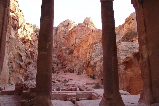 Day Tour to Petra from Dead Sea with lunch - Comfort, walking pace, and what to pack for this 11-hour plan