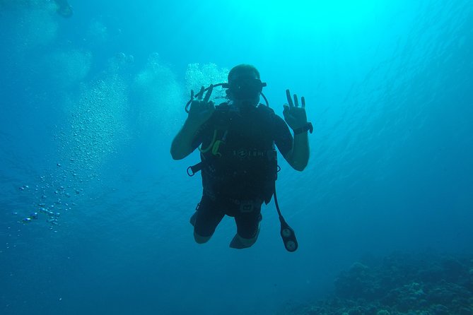 DSD "Discover Scuba Diving" (Min Age 10 Years) - Instructors like Yvette, Josh, and Erin, and why group size matters