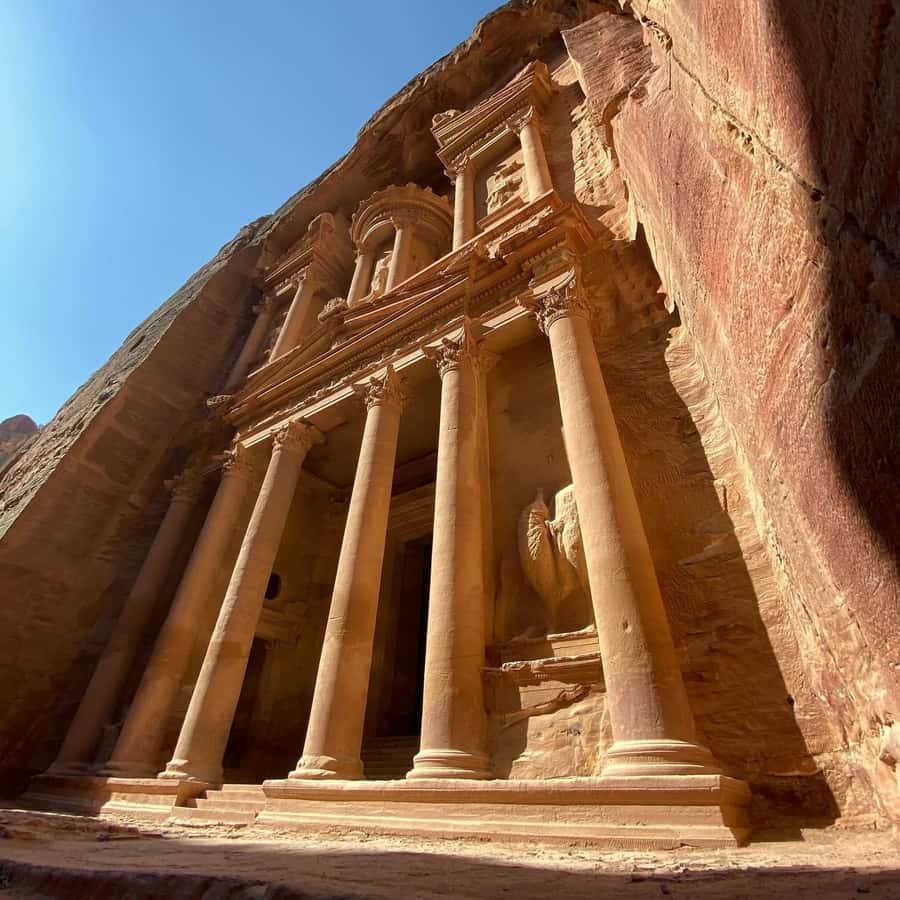 From Amman: Full-Day Private or Group Tour to Petra - The drive out of Amman, comfort features that actually help
