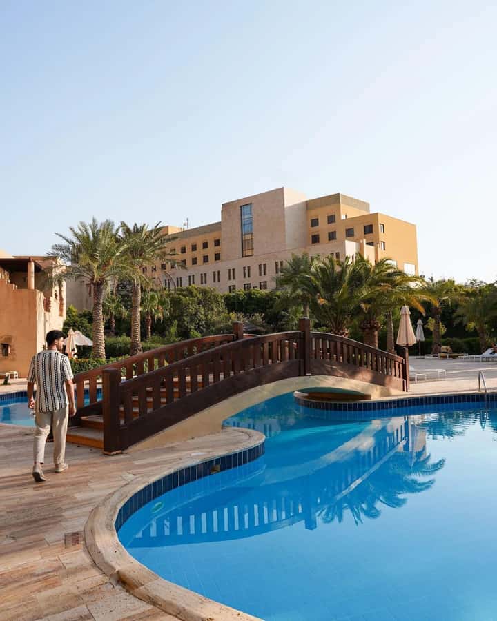 From Amman: Half-Day Tour to Dead Sea - Resort lunch and swim time: where comfort meets the itinerary