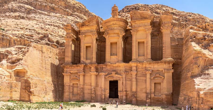 From Amman: Petra & Wadi Rum Private/Group Full Day Tour - Entering Petra Through the Siq: The First Big Wow