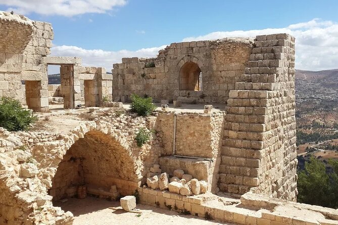 From Amman: Private Full Day Tour Jerash Ajloun & Um Qais - Ajloun Castle: Saladin’s fortress and the forest-country mood