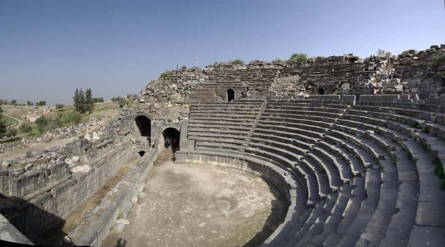 From Amman: Private Jerash, Ajloun Castle, and Umm Qais Tour - Jerash: One of the Best-Preserved Roman Cities in the Region