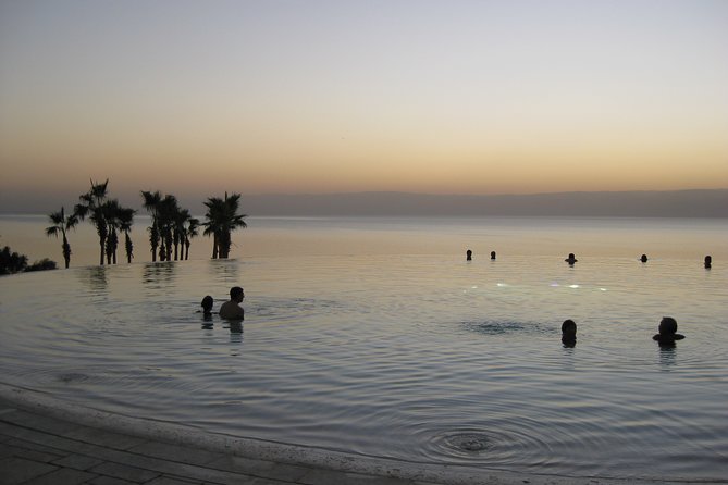 FROM AMMAN | Round Trip To Dead Sea | Lunch & Admission fees included - Lunch at the beach, what the buffet experience feels like