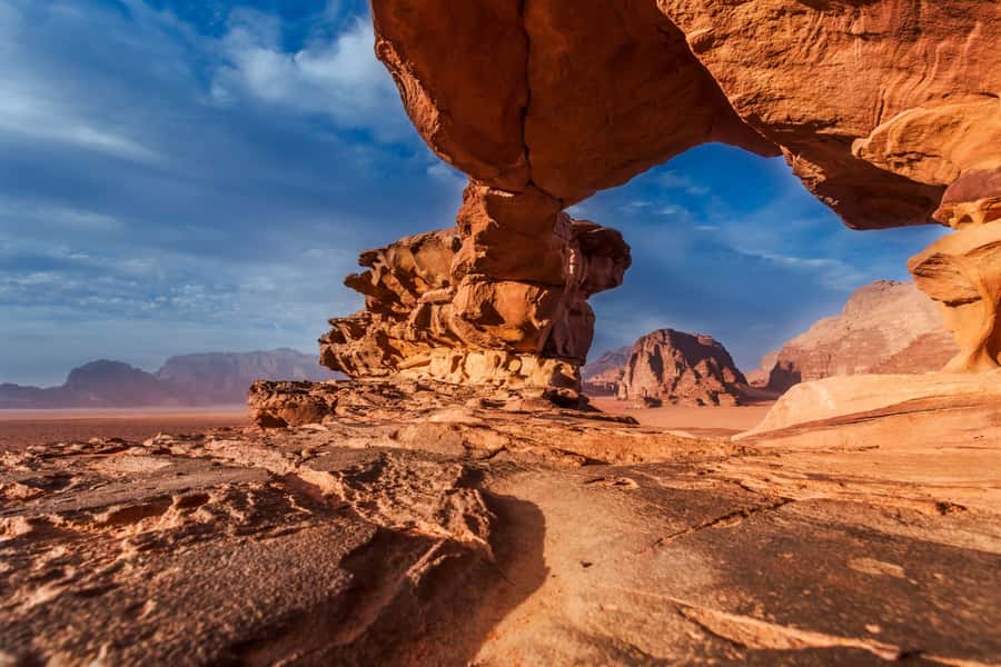 From Eilat: 2-Day Petra & Wadi Rum Tour with Camp Stay - Morning Pickup and the Border Crossing Reality Check