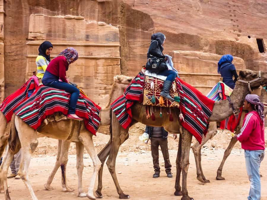 From Eilat: Petra Ancient City Tour and Buffet Lunch - Border crossing and the long road to Jordan