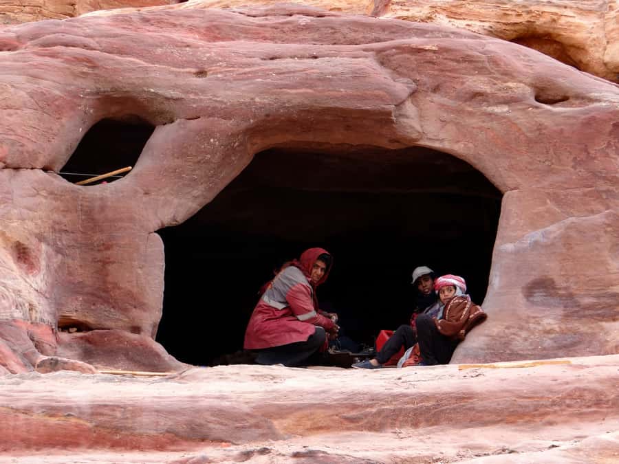 From Eilat: Petra Guided Full-Day Trip with Lunch - Lunch in a Local Restaurant, and How to Handle Food On the Clock