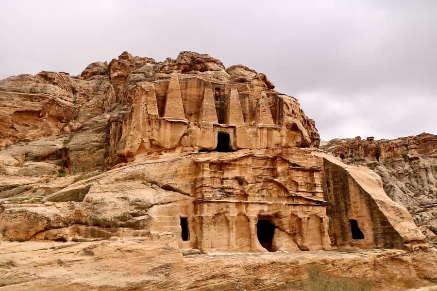 From Tel Aviv: Guided Day Trip to Petra with Lunch - Petra Treasury and the classic wow factor