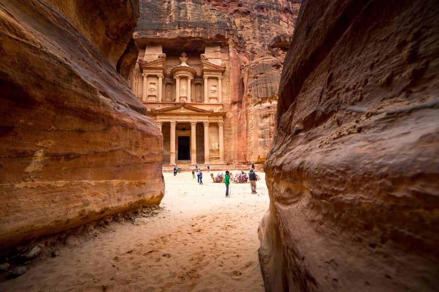 From Tel Aviv: Petra 1-Day Guided Tour with Transfers - Border and visa fees: what you must budget for