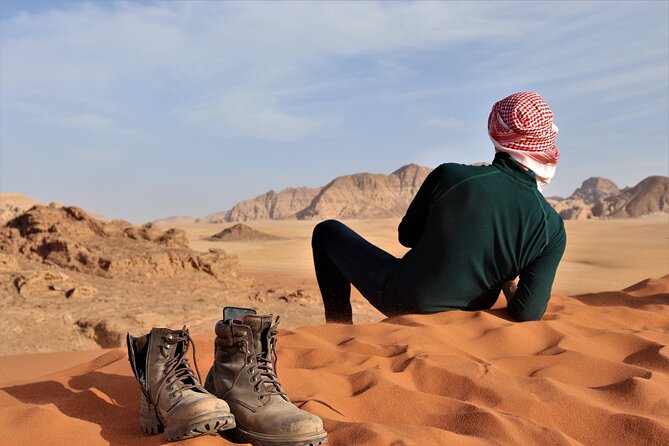 Full Day 4x4 Classic Desert Tour with overnight in private tent - Um Fruth Rock Bridge and the Build-Up to Sunset