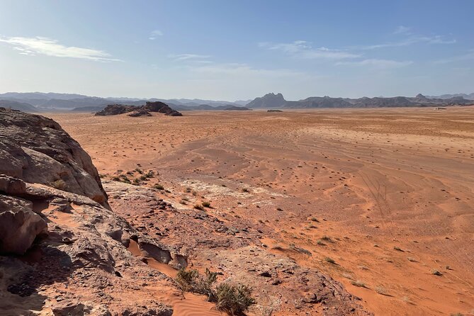 Full-Day Hiking in Wadi Rum's Desert with Lunch - Lunch and Tea in Mountain Shade