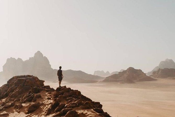 Full-Day Jeep Safari "Wadi Rum Highlights!" w/ Bedouin Lunch - Bedouin Lunch and Mint Tea: More Than a Meal Break