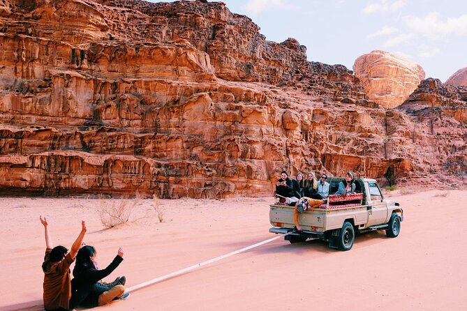 Full Day Jeep Tour in Wadi Rum (incl. Bedouin picnic lunch) - Bedouin picnic lunch and tea breaks that actually matter