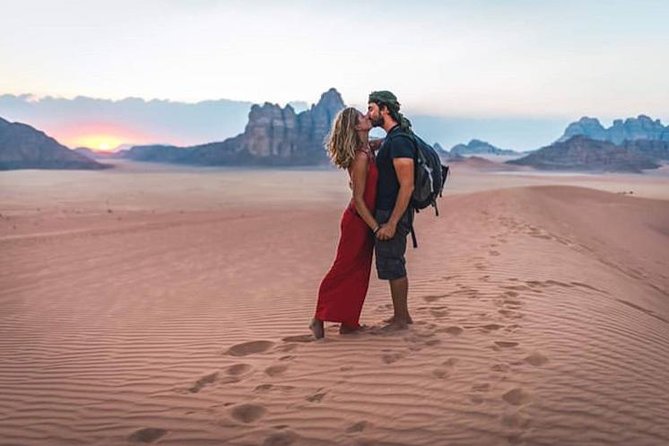 Full Day Jeep Tour with Overnight in beduin Camp Stay! (All Meals Included) - Abu Khashaba Canyon and Jabal Burdah: birds, bottles, and a big sunset hike