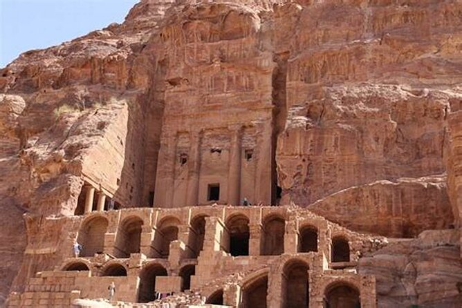 Full-Day Petra Adventure: Round-Trip Transportation from Amman - Urn Tomb: the quick finish with payoff views