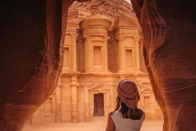 Full Day Petra and Wadi Rum Private Guided Tour - Who should book this one-day Petra and Wadi Rum tour