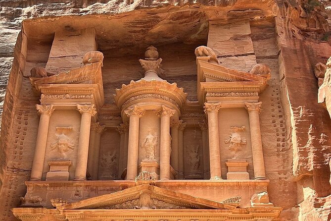 Full-Day Private Tour in Petra and Wadi Rum from Aqaba - Entering Petra, walking the Siq, and making the most of your 4 hours