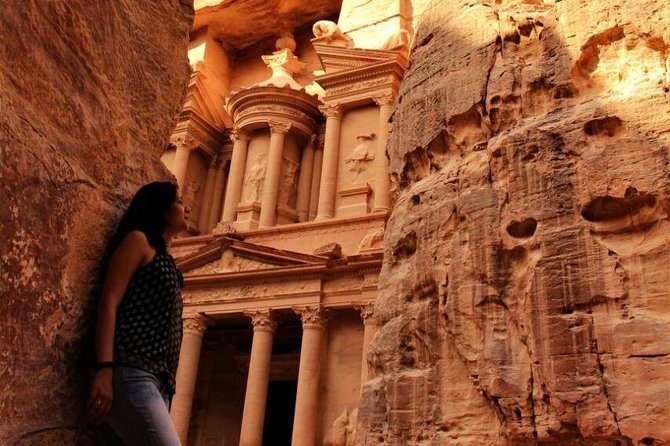 Full-Day Private Tour in Petra with Hotel Pick-Up - First Light Into Petra, Then Back to Your Hotel