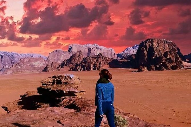 Half-Day Jeep Safari "Wadi Rum Highlights!" w/ Professional Bedouin Guide - Wadi Rum in 3-4 Hours, With Real Desert Time