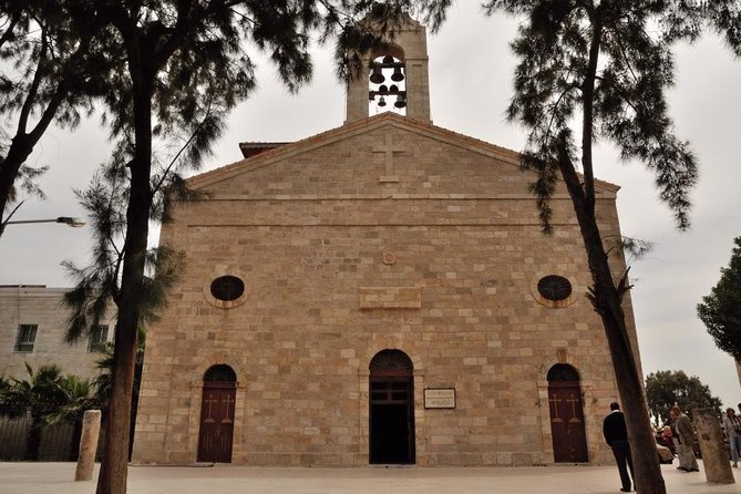 Half-Day Majesty: Madaba Mosaics & Mount Nebo's View - St. John the Baptist Roman Catholic Church: a bonus stop with a big story